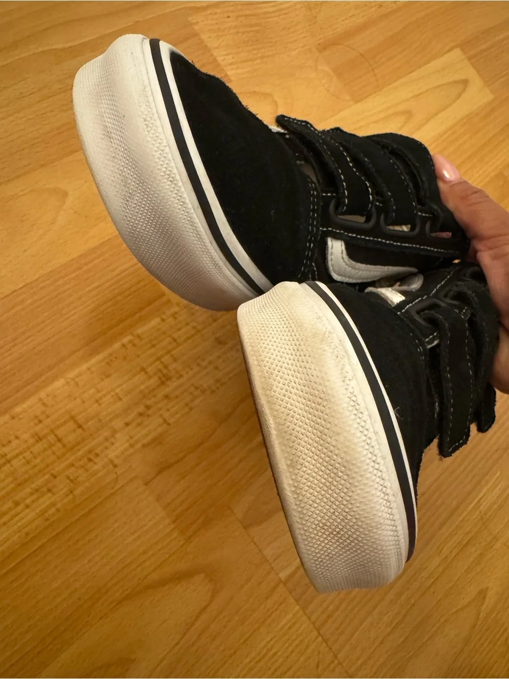 Vans Old School Black and White Velcro Skate Sneakers Men’s 9 Women’s 10.5 - Picture 5 of 8
